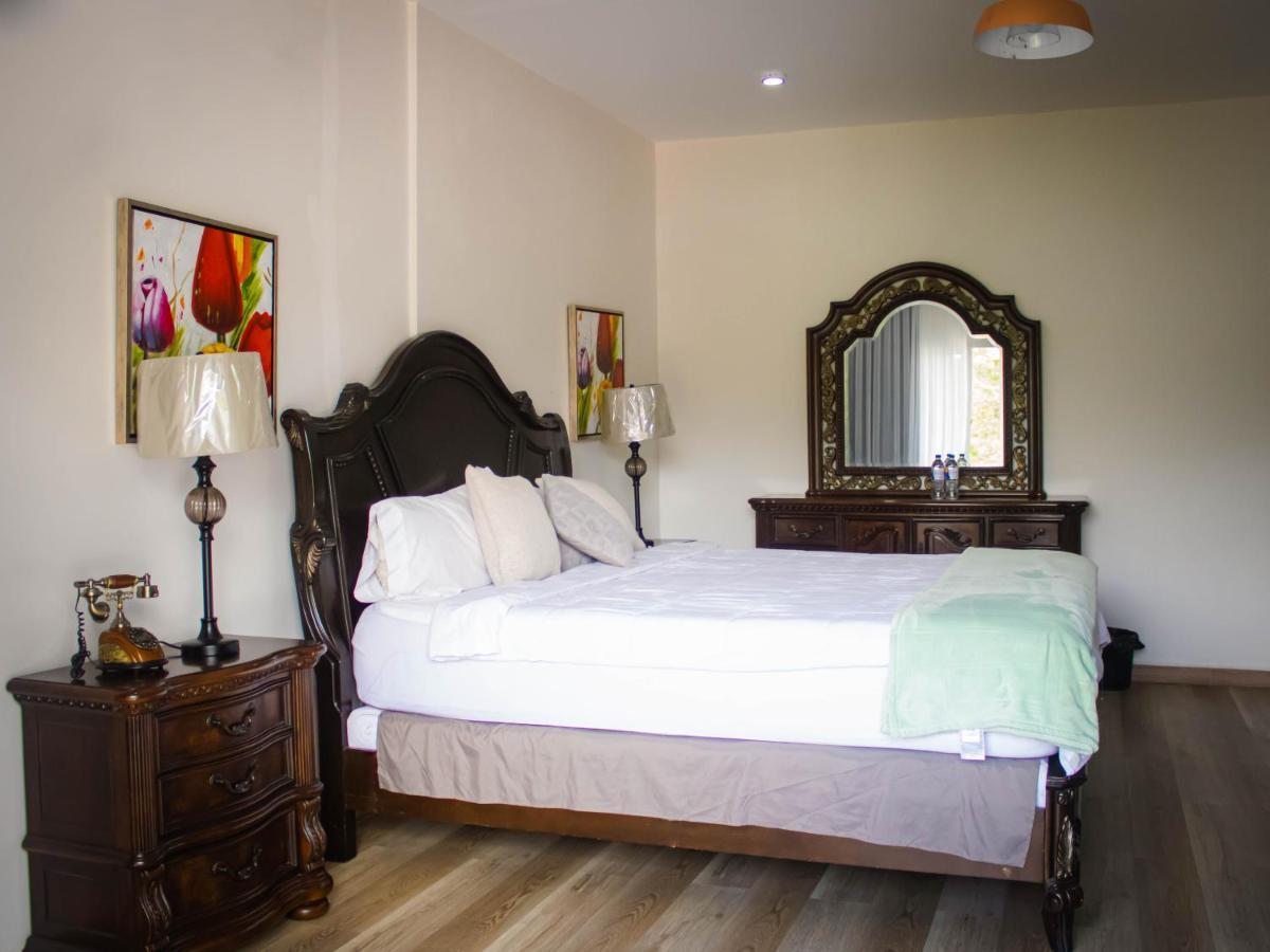 Hotel, Cocoview Valle De Angeles Luaran gambar